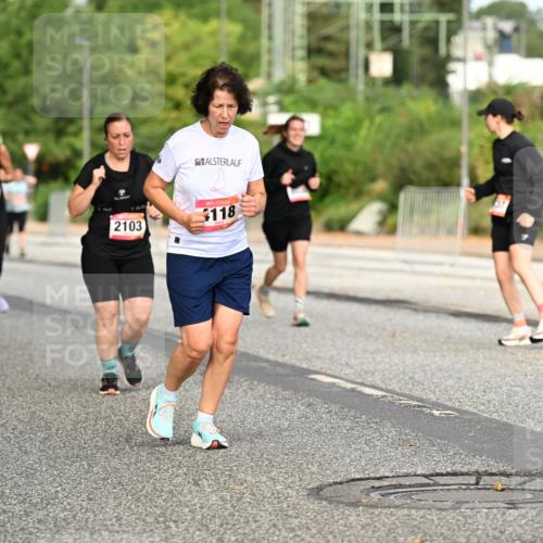 06.09.2026 - CURREX Alsterlauf Dr. Thomas Lammeyer http://msf.ph/oto/10144809 06.09.2026 10:17:10 Laufen 2103, 118 meine-sportfotos.de
