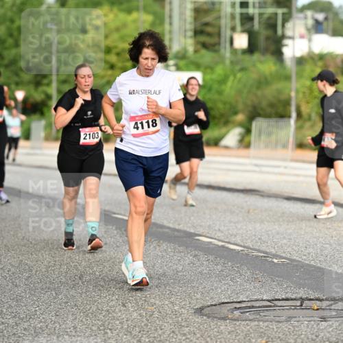 06.09.2026 - CURREX Alsterlauf Dr. Thomas Lammeyer http://msf.ph/oto/10144810 06.09.2026 10:17:10 Laufen 2103, 4118 meine-sportfotos.de
