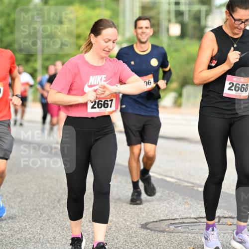 06.09.2026 - CURREX Alsterlauf Dr. Thomas Lammeyer http://msf.ph/oto/10144871 06.09.2026 10:17:17 Laufen 2669, 2667, 06, 2668 meine-sportfotos.de
