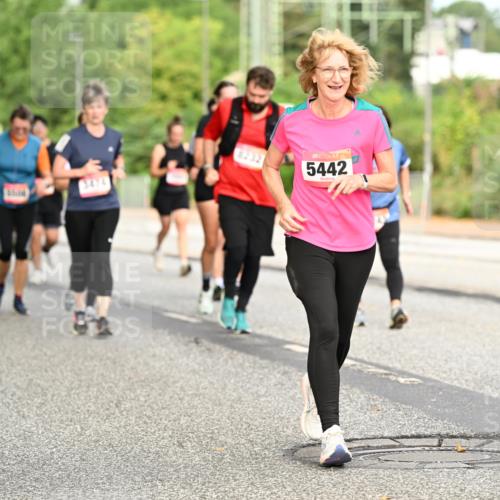 06.09.2026 - CURREX Alsterlauf Dr. Thomas Lammeyer http://msf.ph/oto/10144927 06.09.2026 10:17:23 Laufen 8232, 5442, 54 meine-sportfotos.de