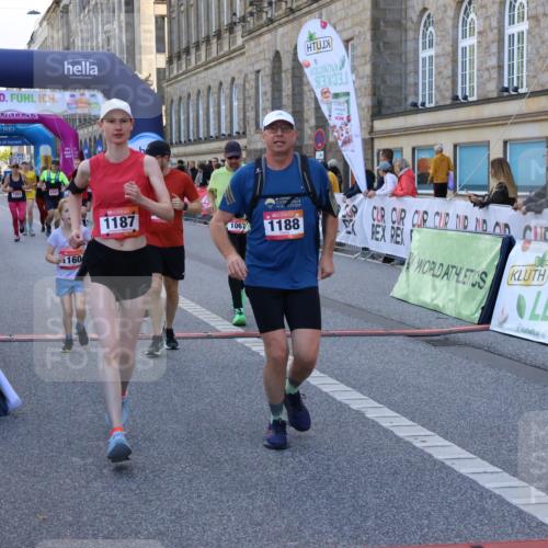 06.09.2026 - CURREX Alsterlauf Strokosch-Dieckow http://msf.ph/oto/10144967 06.09.2026 11:50:27 Ziel 1055, 1067, 1087, 1140, 1159, 1160, 1183, 1187, 1188, 1189, 1203, 1336, 2484, 6390, 8247, 8344 meine-sportfotos.de