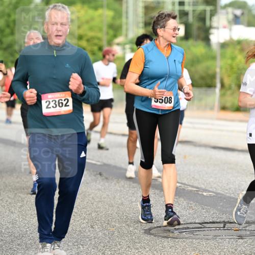 06.09.2026 - CURREX Alsterlauf Dr. Thomas Lammeyer http://msf.ph/oto/10144976 06.09.2026 10:17:27 Laufen 4260, 2362, 5508, 4025, 34 meine-sportfotos.de