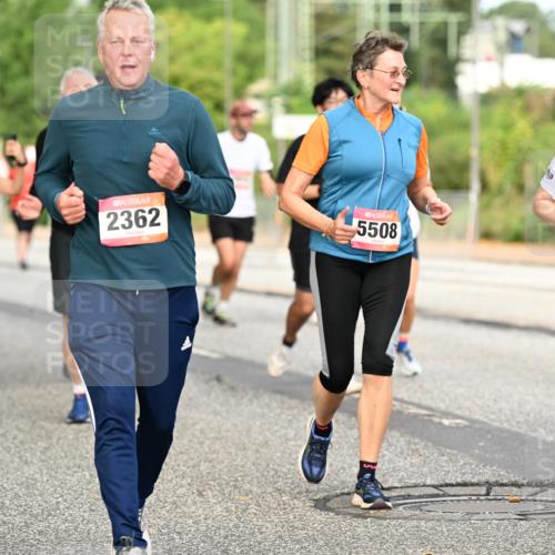 06.09.2026 - CURREX Alsterlauf Dr. Thomas Lammeyer http://msf.ph/oto/10144977 06.09.2026 10:17:28 Laufen 4261, 2362, 5508, 4025 meine-sportfotos.de