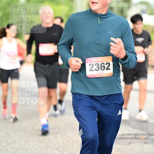 06.09.2026 - CURREX Alsterlauf Dr. Thomas Lammeyer http://msf.ph/oto/10144988 06.09.2026 10:17:29 Laufen 2362, 08 meine-sportfotos.de
