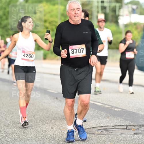 06.09.2026 - CURREX Alsterlauf Dr. Thomas Lammeyer http://msf.ph/oto/10144996 06.09.2026 10:17:30 Laufen 4260, 3707 meine-sportfotos.de