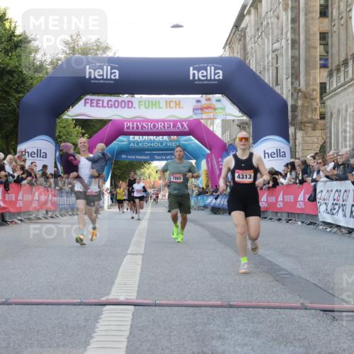06.09.2026 - CURREX Alsterlauf Yannick Fuchs http://msf.ph/oto/10145007 06.09.2026 09:47:32 Ziel 2865, 2953, 3386, 4313, 4674, 4863, 5309, 5389, 5407, 5729, 5863, 6021 meine-sportfotos.de