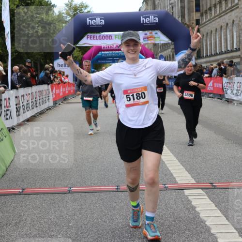 06.09.2026 - CURREX Alsterlauf Strokosch-Dieckow http://msf.ph/oto/10145068 06.09.2026 10:20:58 Ziel 2146, 2182, 2885, 4410, 4411, 4666, 5136, 5180, 5806, 6403, 6404 meine-sportfotos.de