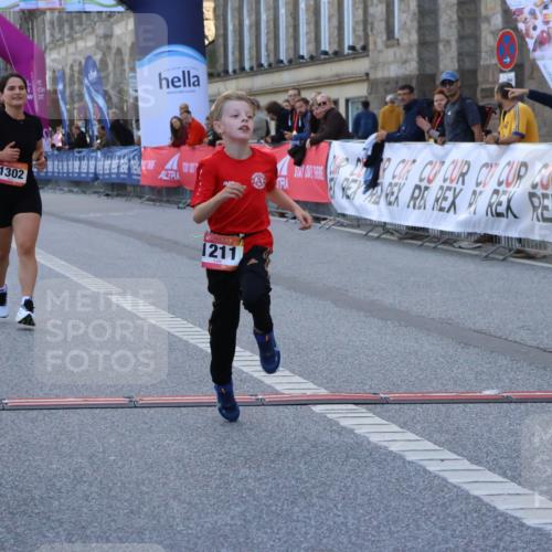 06.09.2026 - CURREX Alsterlauf Strokosch-Dieckow http://msf.ph/oto/10145108 06.09.2026 11:50:55 Ziel 1157, 1199, 1211, 1302 meine-sportfotos.de