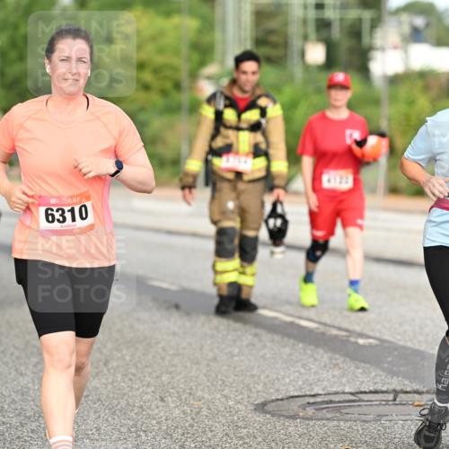 06.09.2026 - CURREX Alsterlauf Dr. Thomas Lammeyer http://msf.ph/oto/10145121 06.09.2026 10:17:45 Laufen 6310, 2015, 6211 meine-sportfotos.de