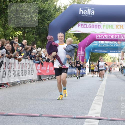 06.09.2026 - CURREX Alsterlauf Yannick Fuchs http://msf.ph/oto/10145132 06.09.2026 09:47:34 Ziel 2865, 2953, 3386, 4313, 4863, 5309, 5389, 5407, 5729, 5863, 6021 meine-sportfotos.de