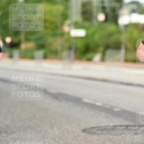 06.09.2026 - CURREX Alsterlauf Dr. Thomas Lammeyer http://msf.ph/oto/10145163 06.09.2026 10:17:51 Laufen 535 meine-sportfotos.de
