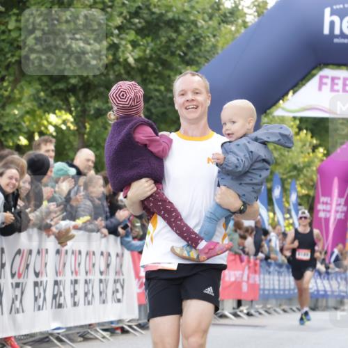 06.09.2026 - CURREX Alsterlauf Yannick Fuchs http://msf.ph/oto/10145178 06.09.2026 09:47:35 Ziel 2865, 2953, 3386, 4313, 4863, 5309, 5407, 5729, 5863, 6021 meine-sportfotos.de