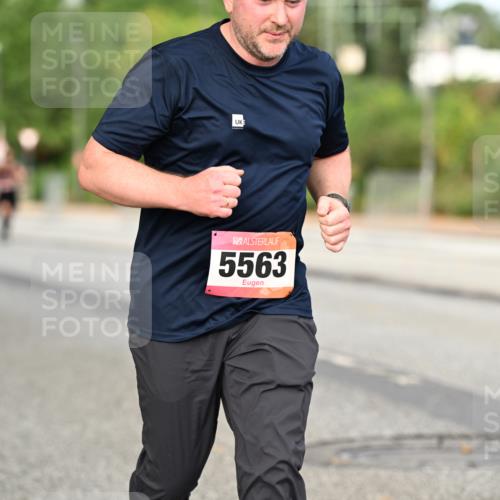 06.09.2026 - CURREX Alsterlauf Dr. Thomas Lammeyer http://msf.ph/oto/10145185 06.09.2026 10:17:53 Laufen 5563 meine-sportfotos.de