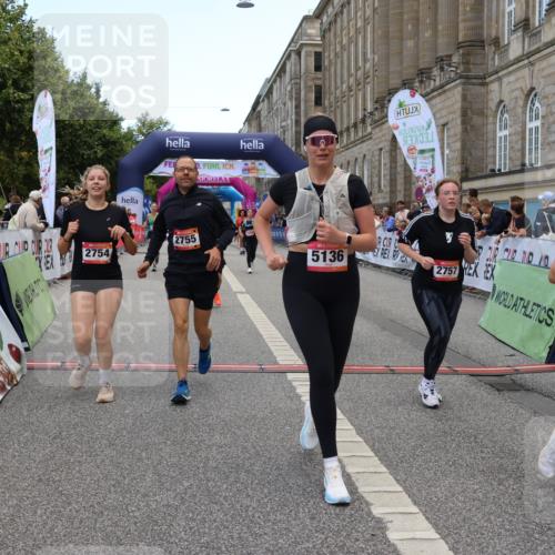 06.09.2026 - CURREX Alsterlauf Strokosch-Dieckow http://msf.ph/oto/10145280 06.09.2026 10:21:06 Ziel 2754, 2755, 2757, 2885, 3406, 3495, 3579, 4436, 4562, 5136, 5562, 5806, 6403, 6404 meine-sportfotos.de