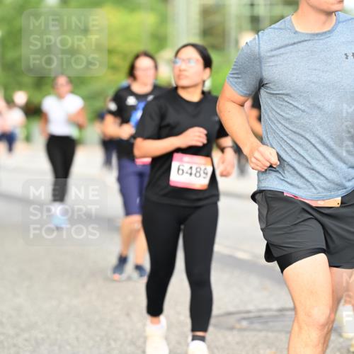 06.09.2026 - CURREX Alsterlauf Dr. Thomas Lammeyer http://msf.ph/oto/10145286 06.09.2026 10:18:07 Laufen 387, 6489 meine-sportfotos.de