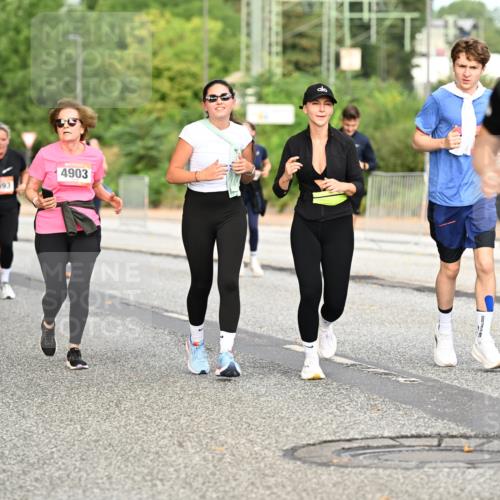 06.09.2026 - CURREX Alsterlauf Dr. Thomas Lammeyer http://msf.ph/oto/10145311 06.09.2026 10:18:10 Laufen 4903, 393, 220 meine-sportfotos.de