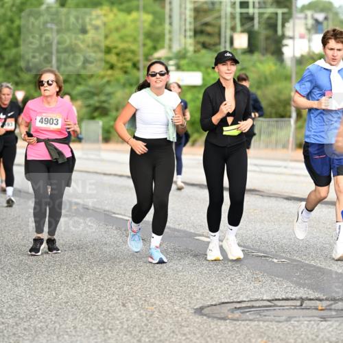 06.09.2026 - CURREX Alsterlauf Dr. Thomas Lammeyer http://msf.ph/oto/10145312 06.09.2026 10:18:10 Laufen 4903, 220 meine-sportfotos.de