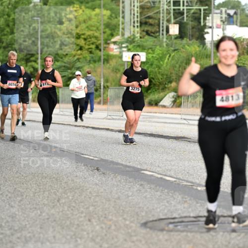 06.09.2026 - CURREX Alsterlauf Dr. Thomas Lammeyer http://msf.ph/oto/10145402 06.09.2026 10:18:20 Laufen 3427, 8074, 81, 3275, 4813 meine-sportfotos.de