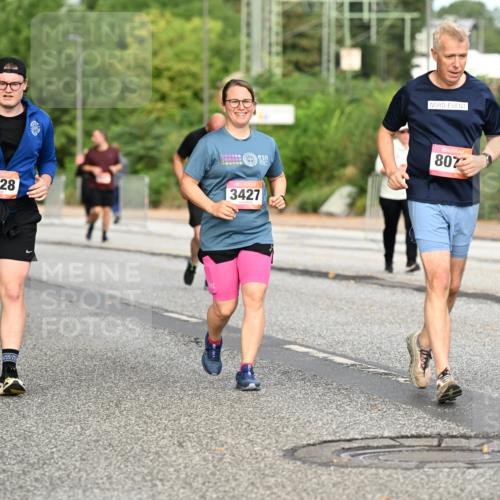06.09.2026 - CURREX Alsterlauf Dr. Thomas Lammeyer http://msf.ph/oto/10145460 06.09.2026 10:18:26 Laufen 128, 3427, 807 meine-sportfotos.de