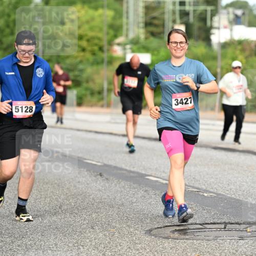 06.09.2026 - CURREX Alsterlauf Dr. Thomas Lammeyer http://msf.ph/oto/10145470 06.09.2026 10:18:27 Laufen 5128, 3427 meine-sportfotos.de