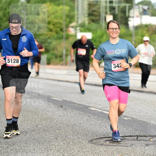 06.09.2026 - CURREX Alsterlauf Dr. Thomas Lammeyer http://msf.ph/oto/10145471 06.09.2026 10:18:27 Laufen 5128, 342 meine-sportfotos.de