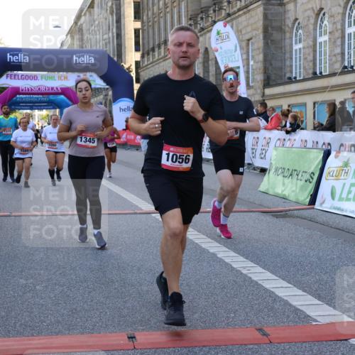 06.09.2026 - CURREX Alsterlauf Strokosch-Dieckow http://msf.ph/oto/10145519 06.09.2026 11:51:39 Ziel 1029, 1056, 1083, 1089, 1090, 1102, 1158, 1162, 1226, 1257, 1315, 1321, 1345, 8159, 8327 meine-sportfotos.de