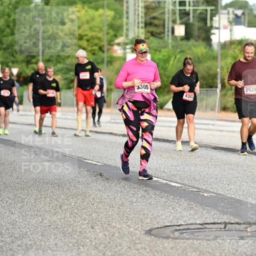06.09.2026 - CURREX Alsterlauf Dr. Thomas Lammeyer http://msf.ph/oto/10145529 06.09.2026 10:18:37 Laufen 2945, 3305, 2939, 4303 meine-sportfotos.de