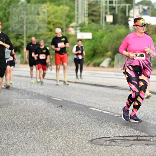 06.09.2026 - CURREX Alsterlauf Dr. Thomas Lammeyer http://msf.ph/oto/10145544 06.09.2026 10:18:39 Laufen 2945, 3305 meine-sportfotos.de