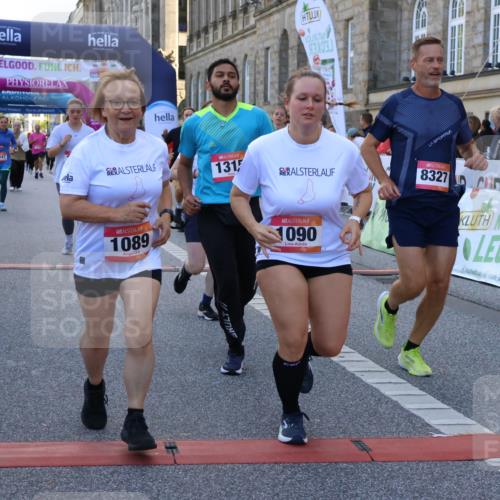 06.09.2026 - CURREX Alsterlauf Strokosch-Dieckow http://msf.ph/oto/10145616 06.09.2026 11:51:44 Ziel 1056, 1083, 1089, 1090, 1135, 1194, 1226, 1257, 1315, 1345, 1347, 8159, 8327 meine-sportfotos.de