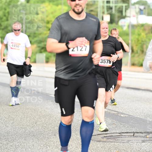 06.09.2026 - CURREX Alsterlauf Dr. Thomas Lammeyer http://msf.ph/oto/10145626 06.09.2026 10:18:48 Laufen 4450, 2127, 3578, 2553 meine-sportfotos.de