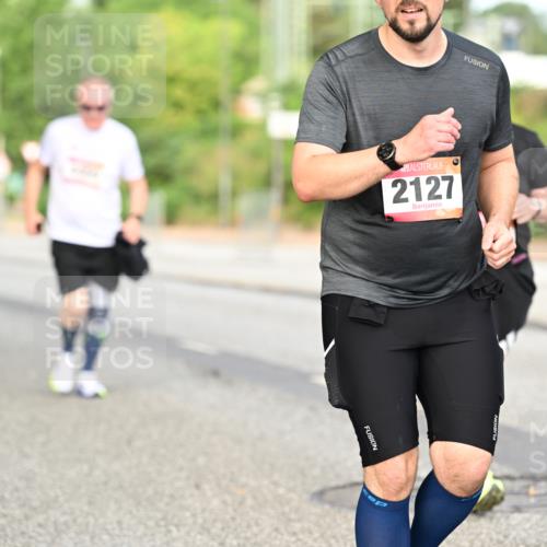 06.09.2026 - CURREX Alsterlauf Dr. Thomas Lammeyer http://msf.ph/oto/10145634 06.09.2026 10:18:49 Laufen 2127 meine-sportfotos.de