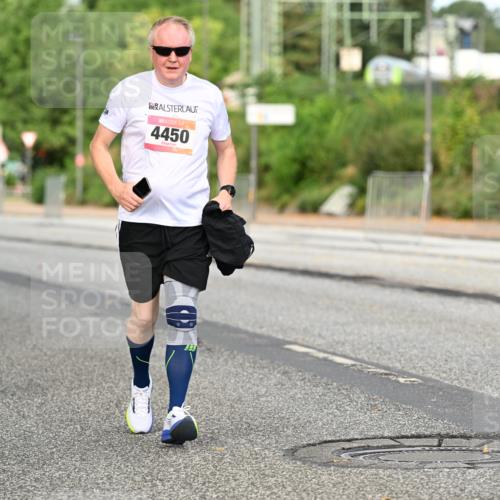 06.09.2026 - CURREX Alsterlauf Dr. Thomas Lammeyer http://msf.ph/oto/10145652 06.09.2026 10:18:51 Laufen 3742, 4450 meine-sportfotos.de