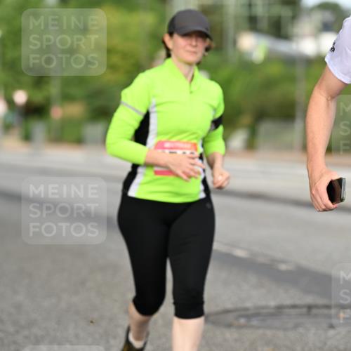 06.09.2026 - CURREX Alsterlauf Dr. Thomas Lammeyer http://msf.ph/oto/10145675 06.09.2026 10:18:53 Laufen 445 meine-sportfotos.de