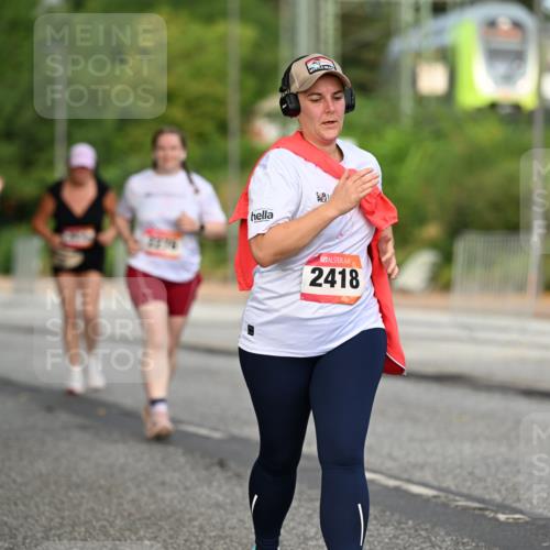 06.09.2026 - CURREX Alsterlauf Dr. Thomas Lammeyer http://msf.ph/oto/10145692 06.09.2026 10:19:04 Laufen 2418 meine-sportfotos.de