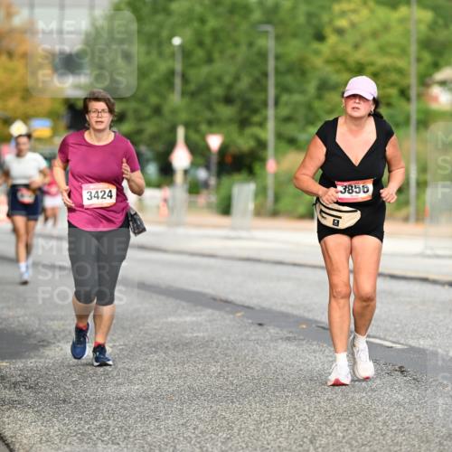 06.09.2026 - CURREX Alsterlauf Dr. Thomas Lammeyer http://msf.ph/oto/10145696 06.09.2026 10:19:08 Laufen 3424, 3856 meine-sportfotos.de