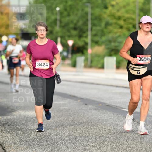 06.09.2026 - CURREX Alsterlauf Dr. Thomas Lammeyer http://msf.ph/oto/10145707 06.09.2026 10:19:09 Laufen 3856, 3424 meine-sportfotos.de