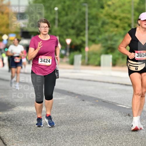 06.09.2026 - CURREX Alsterlauf Dr. Thomas Lammeyer http://msf.ph/oto/10145710 06.09.2026 10:19:09 Laufen 3424, 3856 meine-sportfotos.de