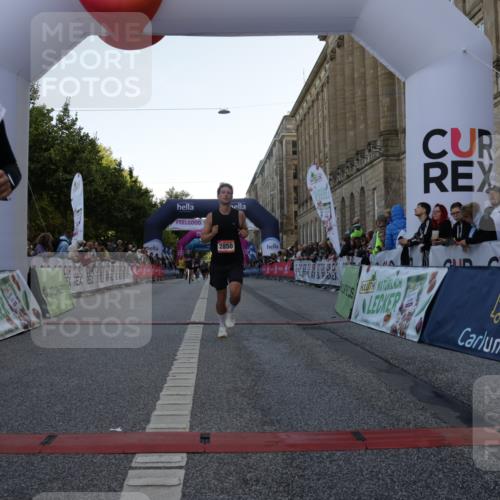 06.09.2026 - CURREX Alsterlauf Yannick Fuchs http://msf.ph/oto/10145720 06.09.2026 09:47:43 Ziel 2850, 2865, 5863, 6378, 8189 meine-sportfotos.de