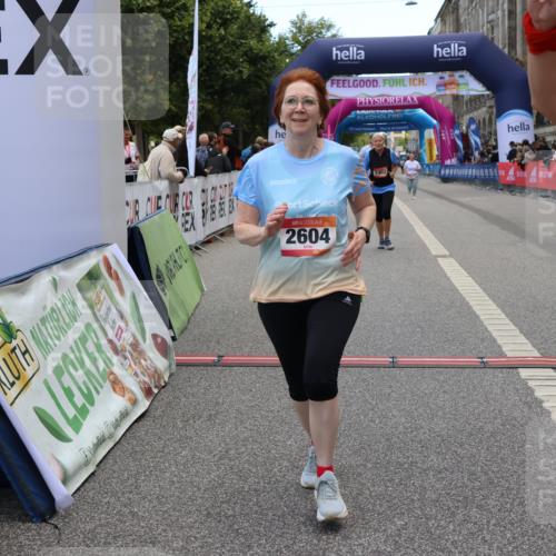 06.09.2026 - CURREX Alsterlauf Strokosch-Dieckow http://msf.ph/oto/10145746 06.09.2026 10:21:26 Ziel 2330, 2402, 2403, 2404, 2579, 2604, 2712, 6037, 6038 meine-sportfotos.de