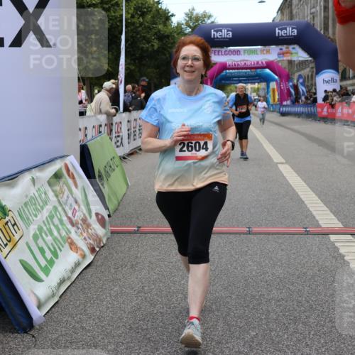 06.09.2026 - CURREX Alsterlauf Strokosch-Dieckow http://msf.ph/oto/10145755 06.09.2026 10:21:26 Ziel 2330, 2402, 2403, 2404, 2579, 2604, 2712, 6037, 6038 meine-sportfotos.de