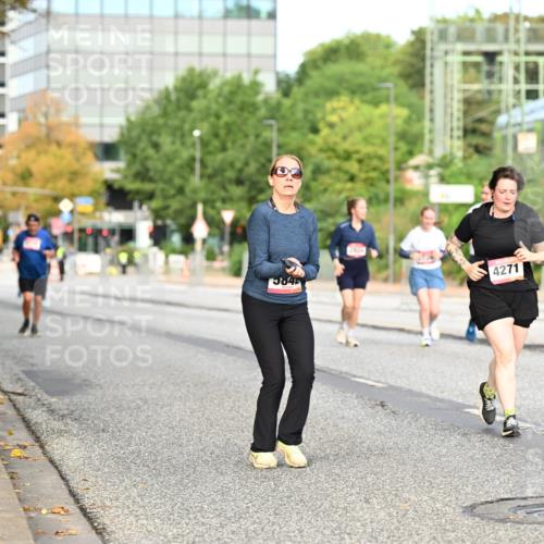 06.09.2026 - CURREX Alsterlauf Dr. Thomas Lammeyer http://msf.ph/oto/10145835 06.09.2026 10:19:39 Laufen 5842, 4271 meine-sportfotos.de