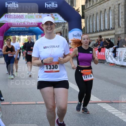 06.09.2026 - CURREX Alsterlauf Strokosch-Dieckow http://msf.ph/oto/10145883 06.09.2026 11:52:12 Ziel 1085, 1154, 1205, 1206, 1210, 1244, 1261, 1262, 1279, 1330 meine-sportfotos.de