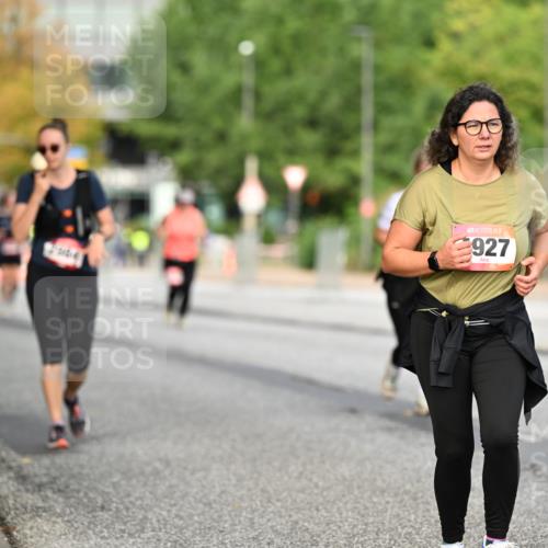 06.09.2026 - CURREX Alsterlauf Dr. Thomas Lammeyer http://msf.ph/oto/10145919 06.09.2026 10:19:56 Laufen 927 meine-sportfotos.de