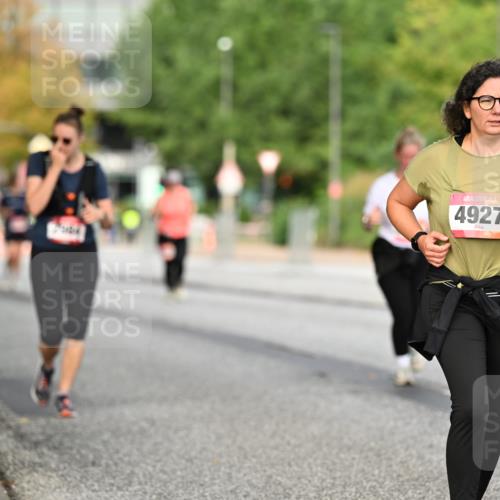 06.09.2026 - CURREX Alsterlauf Dr. Thomas Lammeyer http://msf.ph/oto/10145923 06.09.2026 10:19:57 Laufen 4927 meine-sportfotos.de