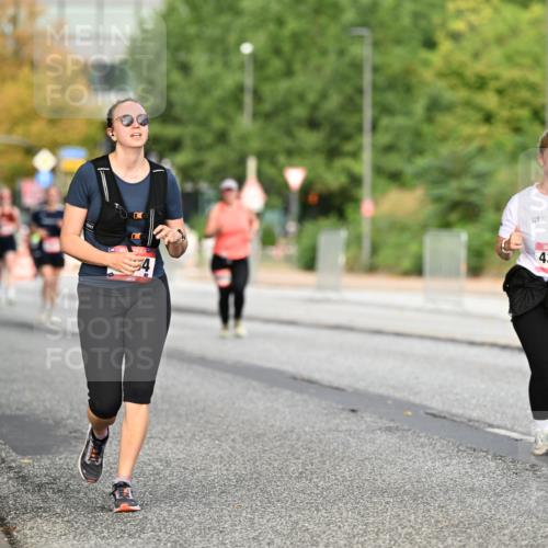 06.09.2026 - CURREX Alsterlauf Dr. Thomas Lammeyer http://msf.ph/oto/10145928 06.09.2026 10:19:58 Laufen 4384 meine-sportfotos.de