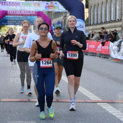 06.09.2026 - CURREX Alsterlauf Strokosch-Dieckow http://msf.ph/oto/10145943 06.09.2026 11:52:17 Ziel 1059, 1120, 1186, 1205, 1206, 1210, 1215, 1244, 1266, 1304, 1330 meine-sportfotos.de