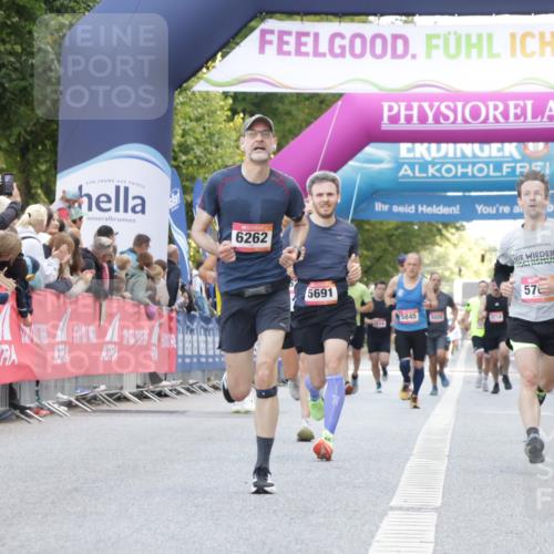 06.09.2026 - CURREX Alsterlauf Yannick Fuchs http://msf.ph/oto/10145977 06.09.2026 09:47:46 Ziel 2850, 5704, 6262, 6378, 8189 meine-sportfotos.de