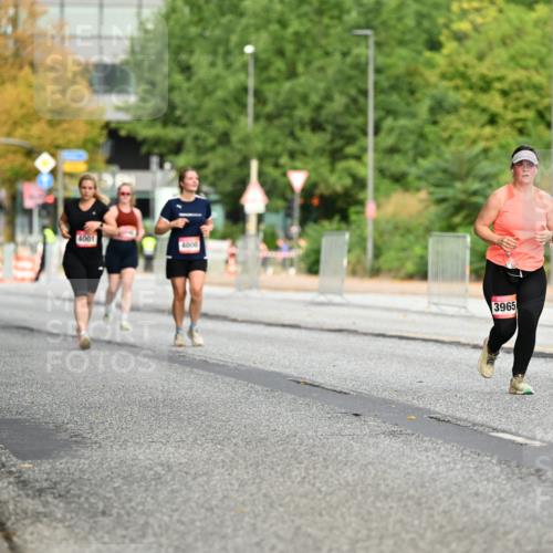 06.09.2026 - CURREX Alsterlauf Dr. Thomas Lammeyer http://msf.ph/oto/10145979 06.09.2026 10:20:04 Laufen 4001, 4000, 3965 meine-sportfotos.de