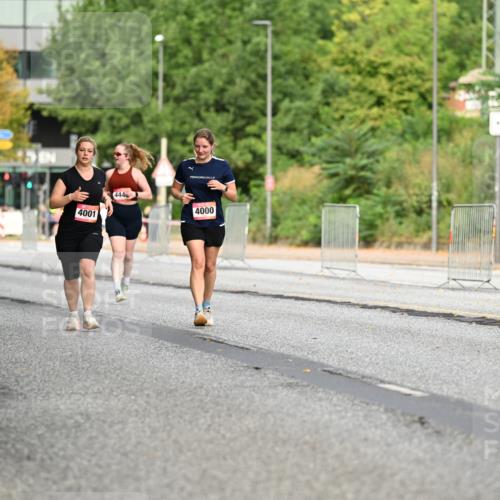 06.09.2026 - CURREX Alsterlauf Dr. Thomas Lammeyer http://msf.ph/oto/10145981 06.09.2026 10:20:07 Laufen 4001, 444, 4000 meine-sportfotos.de
