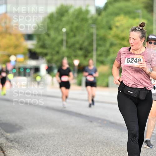06.09.2026 - CURREX Alsterlauf Dr. Thomas Lammeyer http://msf.ph/oto/10146125 06.09.2026 10:20:39 Laufen 5248 meine-sportfotos.de